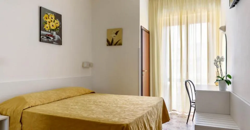 Room Cattolica Vacanze Guest house